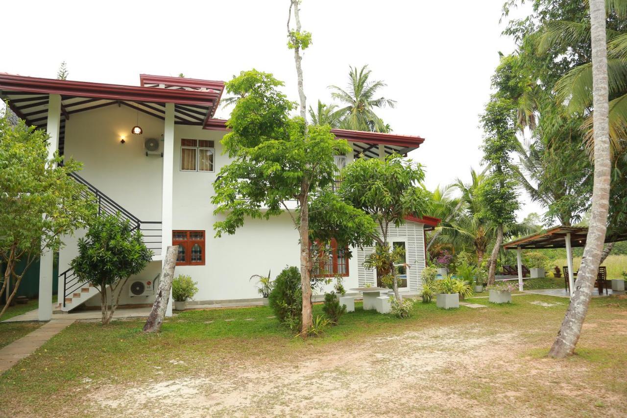 Villa A.Sms Induruwa Exterior photo